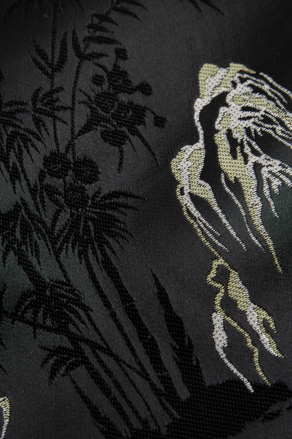 Embroidery Mandarin Coat - Image 13