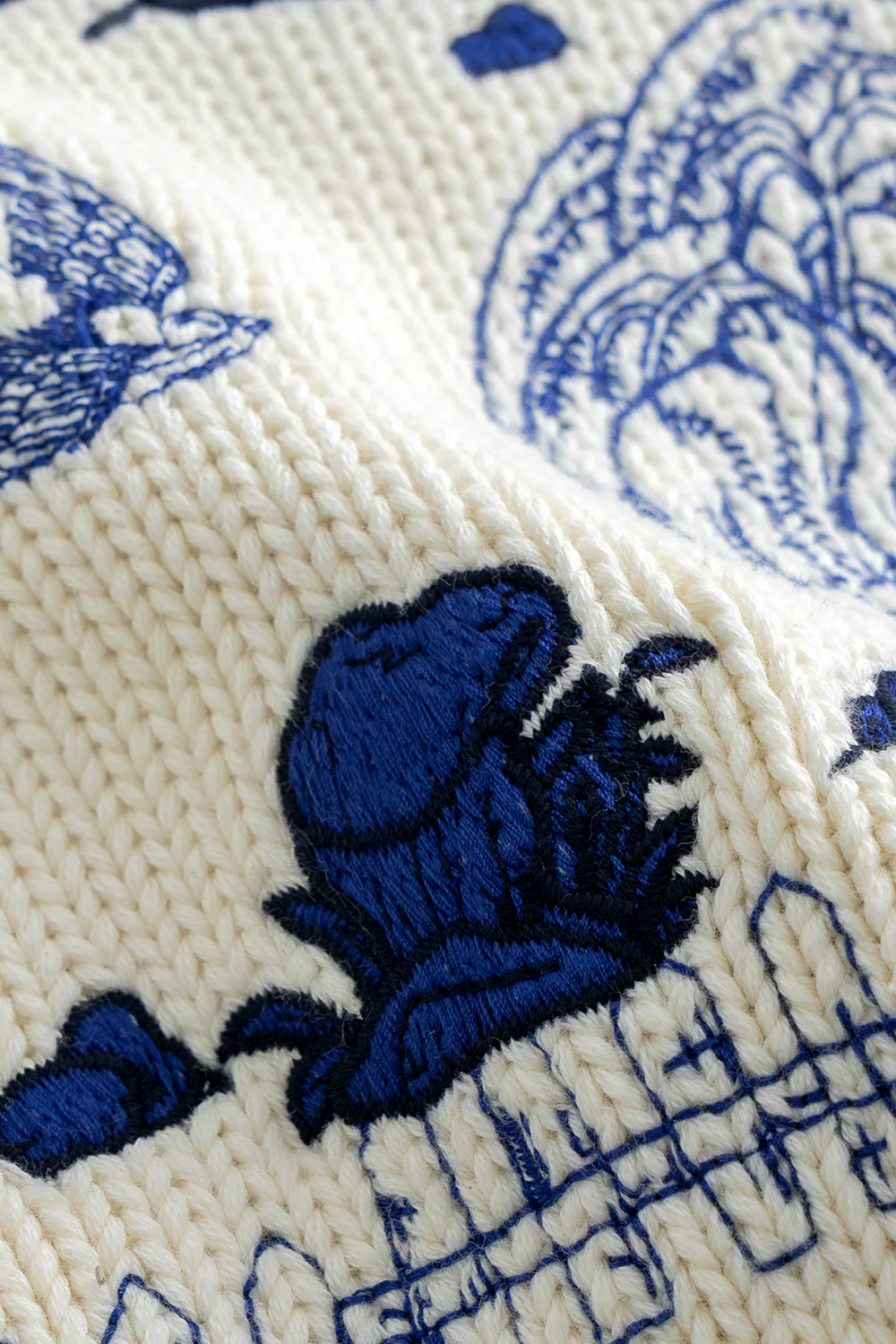 Fine China Embroidery Shirt - Image 11