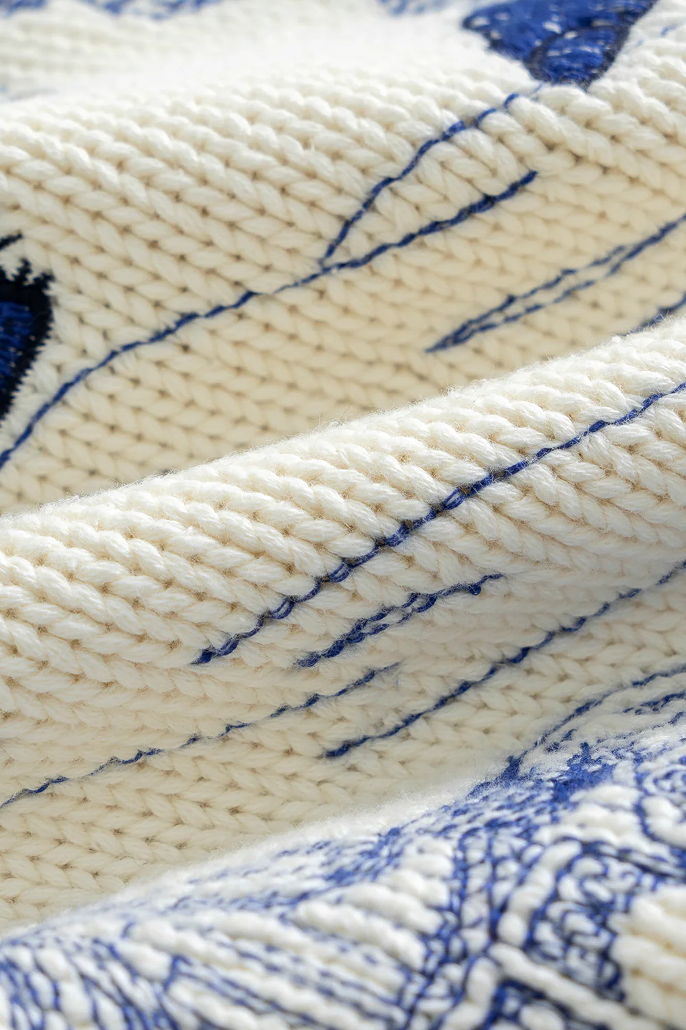 Fine China Embroidery Shirt - Image 13