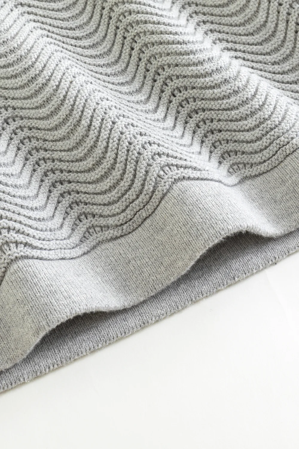 Grey Shale Stitch T-Shirt - Image 6